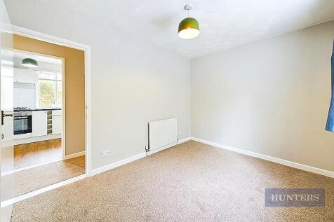 CAM01635G0-PR0199-STILL012.jpg