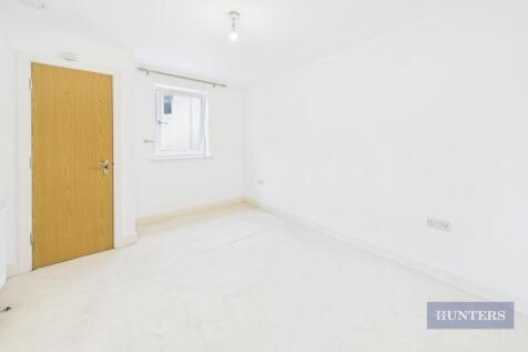 CAM05152G0-PR0215-STILL004.jpg