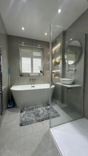 First Floor Bathroom