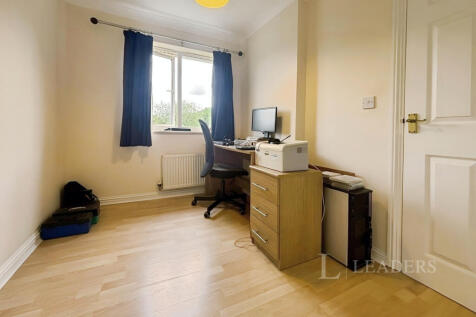e0316e8c-BEDROOM2