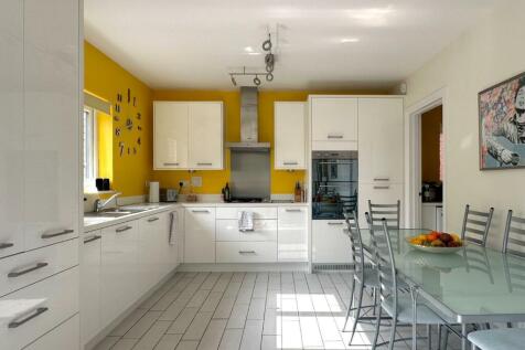 Kitchen/Dining/Living Room