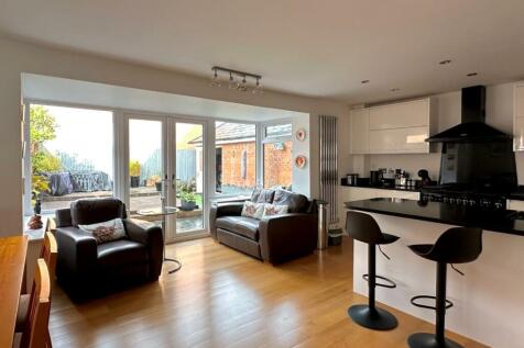 Kitchen/Dining/Living