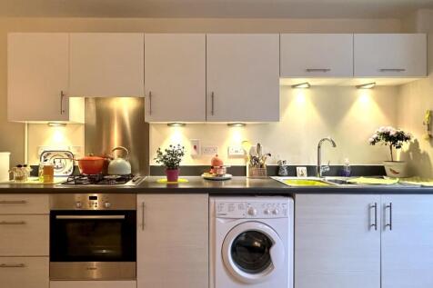 Lounge/Dining/Kitchen