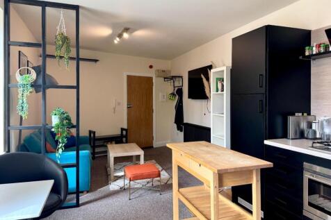Kitchen/Living/Dining
