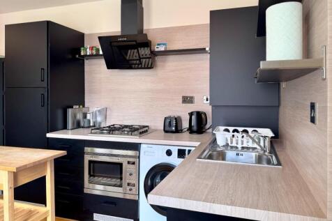Kitchen/Living/Dining