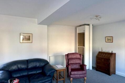 Second Lounge