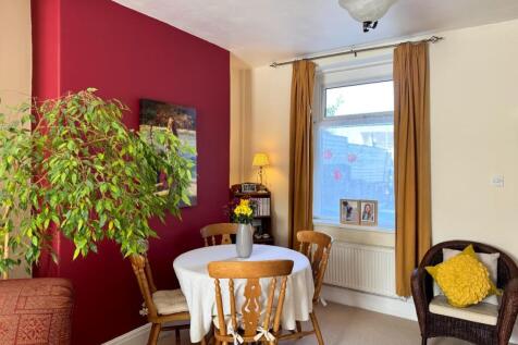 Open Plan Lounge/Dining Room