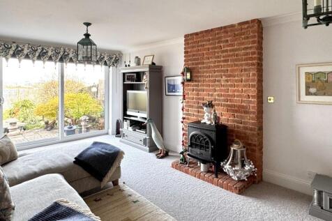 Rear Lounge