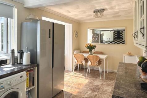 Kitchen/Breakfasting