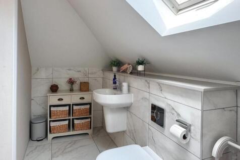 En-Suite 2