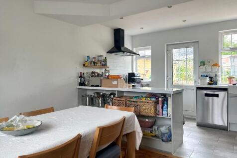 Kitchen/Breakfasting