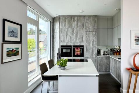 Open Plan Lounge/Dining/Kitchen