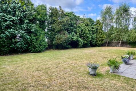 Commual Gardens