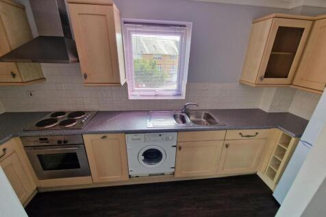 Kitchen - 1.jpg