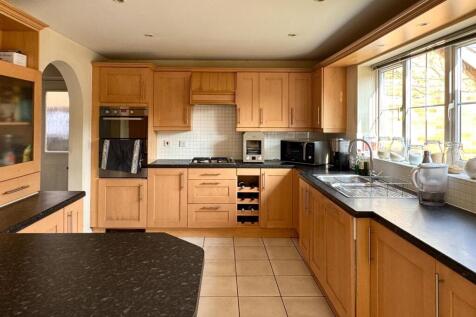 Kitchen/Living/Dining