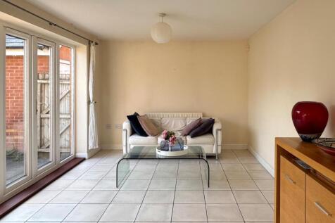 Kitchen/Living/Dining
