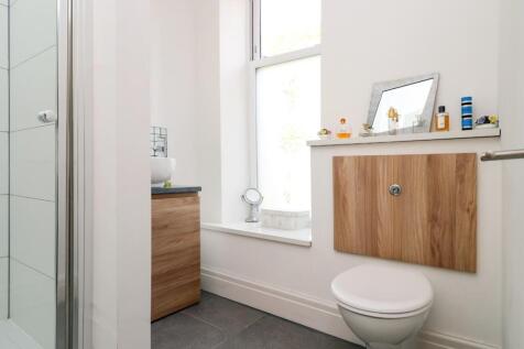 En-Suite 1