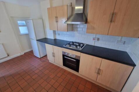Kitchen -1.jpg