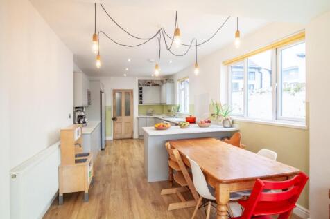 Kitchen/Breakfasting