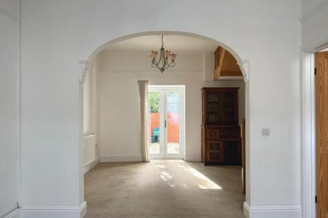 Living/Dining Room