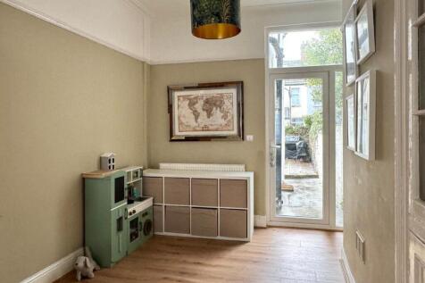 Through Lounge/Dining Room