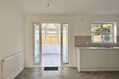 Open Plan Dining Room/Kitchen