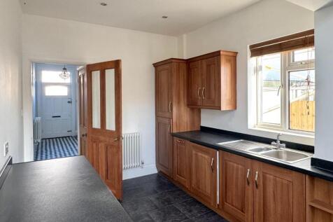 Extended Kitchen/Breakfasting