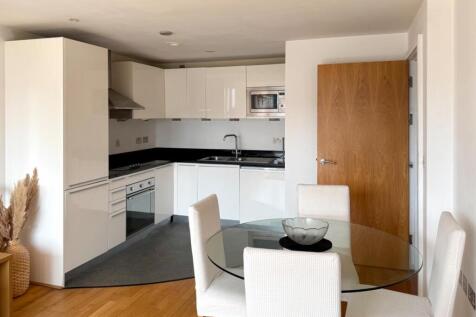Kitchen/Living/Dining