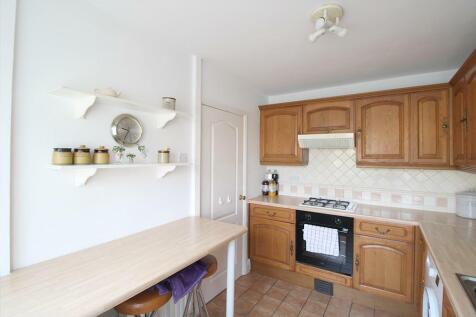kitchen 2.jpg