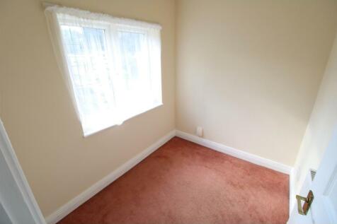 bedroom 3.jpg