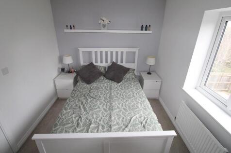 bedroom one.jpg