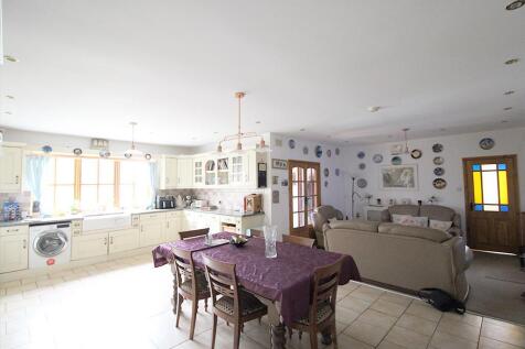 Kitchen / Diner, Family Room