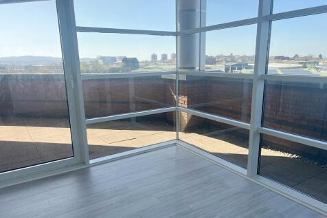 balcony 3.jpg
