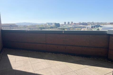 balcony 2.jpg