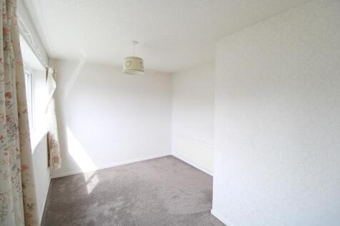 Bedroom two.jpg