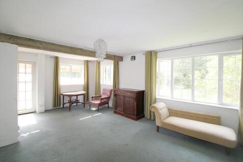 lounge 2.jpg