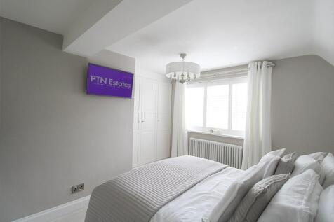 bed 1 2.jpg
