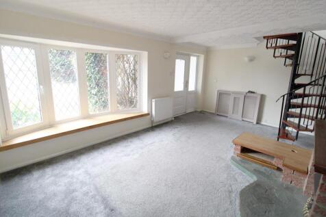 Lounge 2.jpg