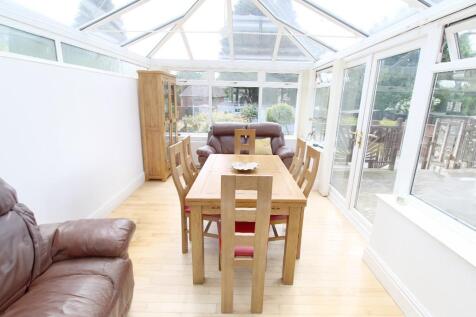 dining room.jpg