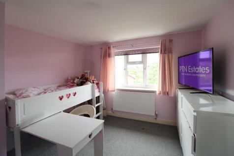 BEDROOM TWO.jpg