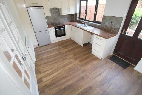 KITCHEN 2.jpg