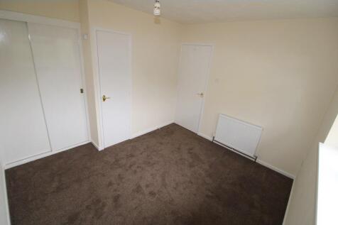 bedroom one.jpg