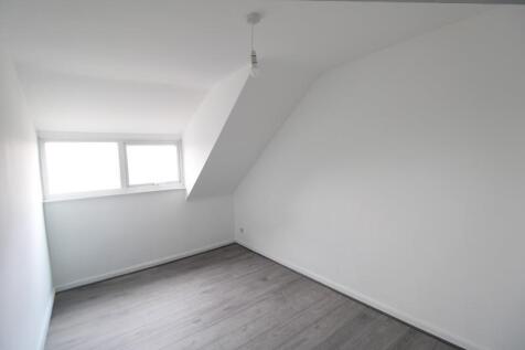 BED ROOM 3.jpg