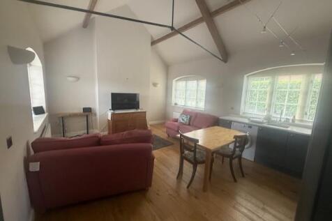 Living Area.jpg