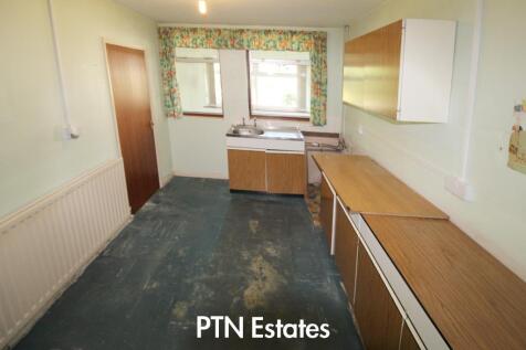 kitchen 2.jpg