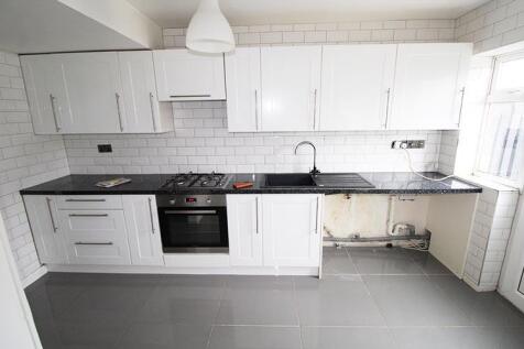 Kitchen 2 .jpg