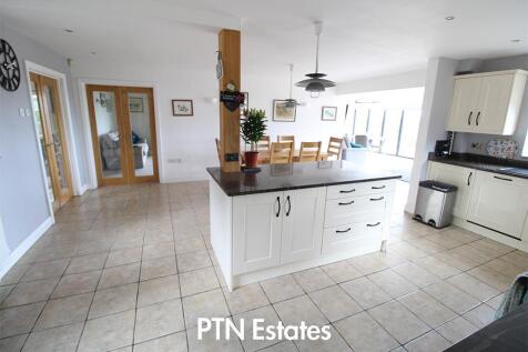 kitchen 1 light .jpg