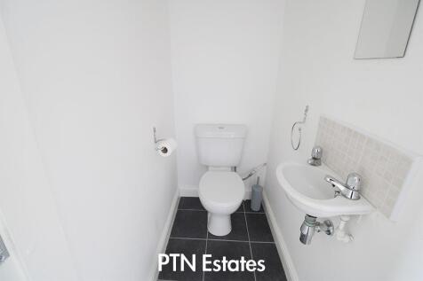 bathroom 1 light .jpg