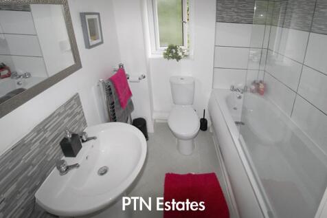 bathroom 2.jpg