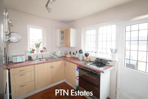 KITCHEN 2.jpg